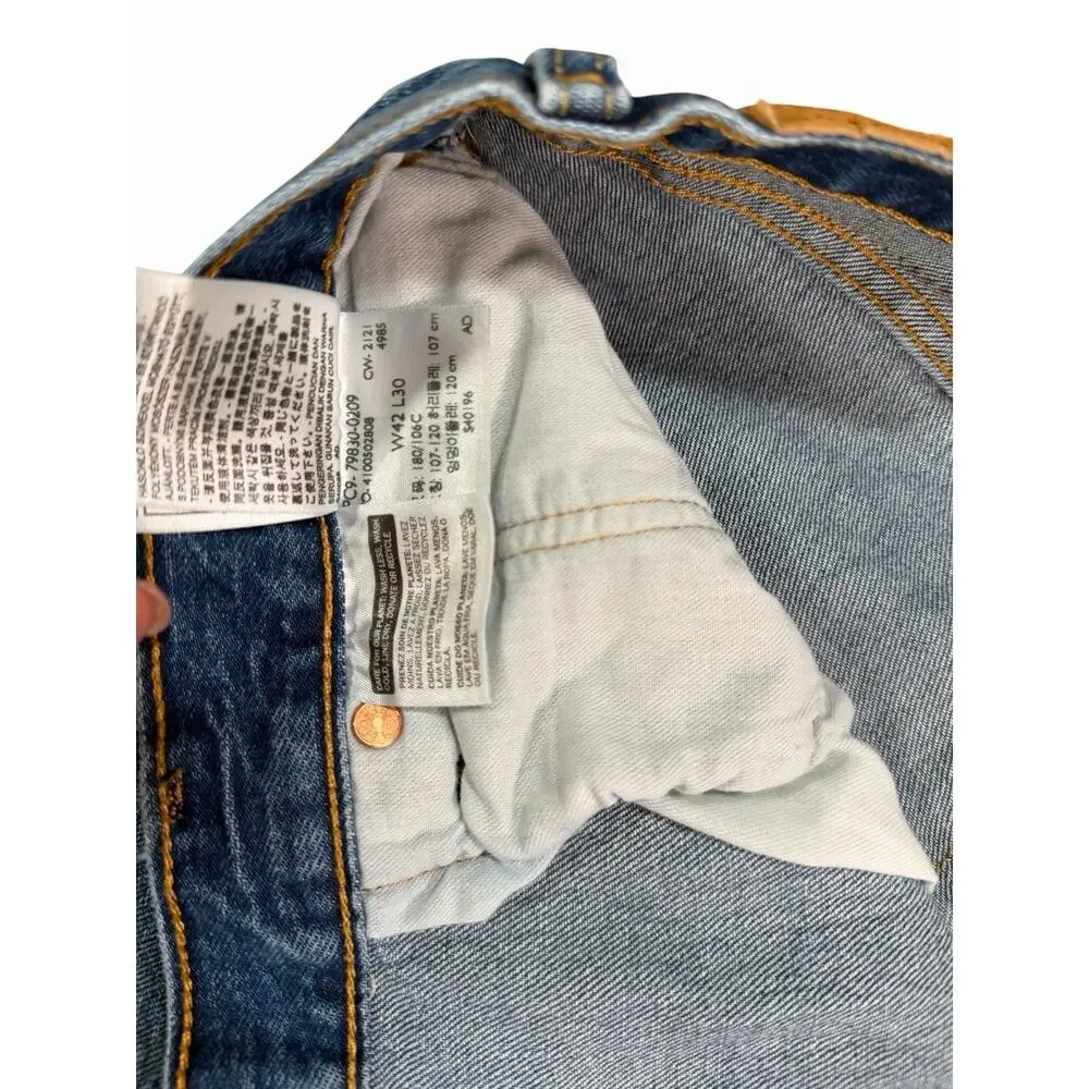 Levi’s 501 Men’s Button Fly Jeans W42 L31 Straight Leg Medium Wash Distressed